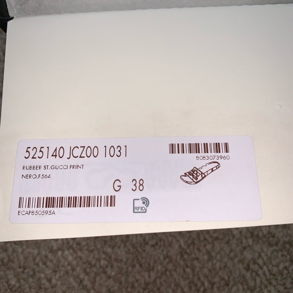 Gucci Logo Rubber Slide - Picture 4 of 5